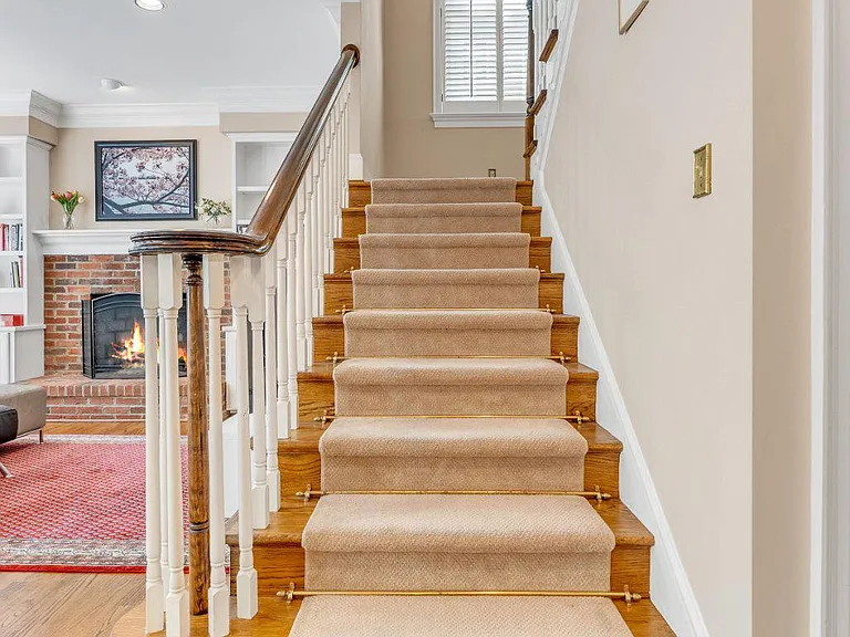 8308 Comanche Ct — Photo 30