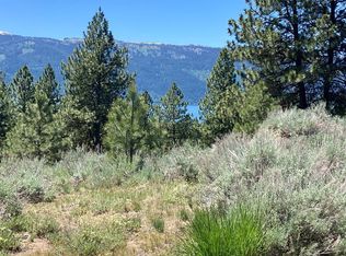 22 Pelican Pl, Cascade, ID 83611