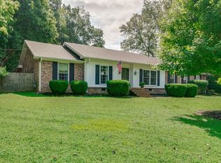 101 Knoll Ln, Hendersonville, TN 37075