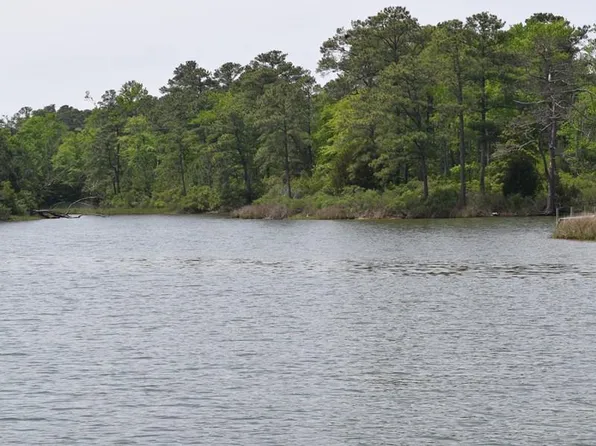 0 Chesapeake Trl, White Stone, VA 22578