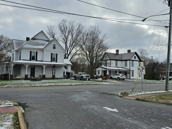 610 Hattie Ave, Elizabethton, TN 37643