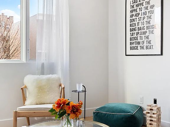 5th image of 725 Lafayette Ave #3A