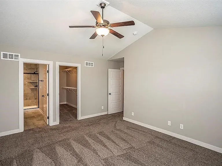 1229 S 93rd St — Photo 15