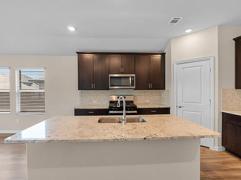 207 Mizuna Dr — Photo 7