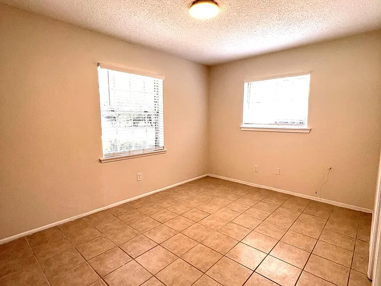 10 Pembrook Cir — Photo 12
