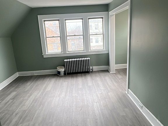 4th image of 274 S 8th St Floor 3
