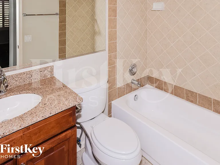 1102 W Monte Cristo Ave — Photo 14