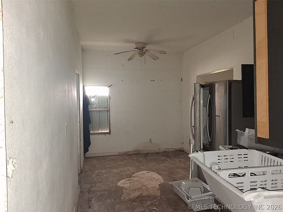 5th image of 420576 E Texanna Rd