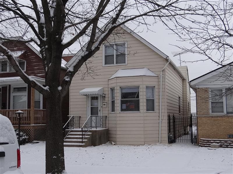 2nd image of 2709 S 58th Ct