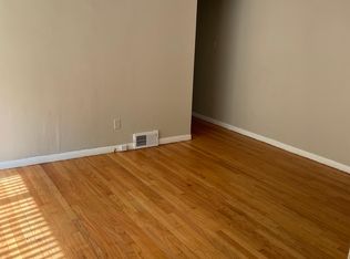 21690 Whitmore Ave, Oak Park, MI 48237