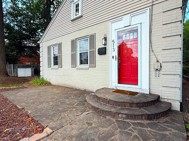 513 Schuyler Rd — Photo 4