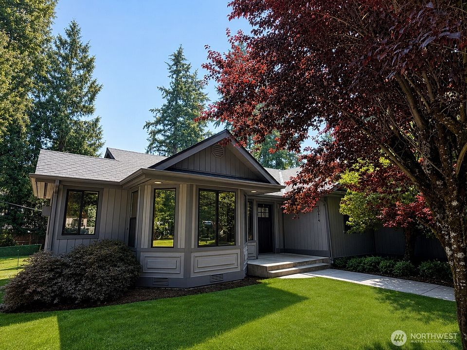 1st image of 8414 271st Avenue E