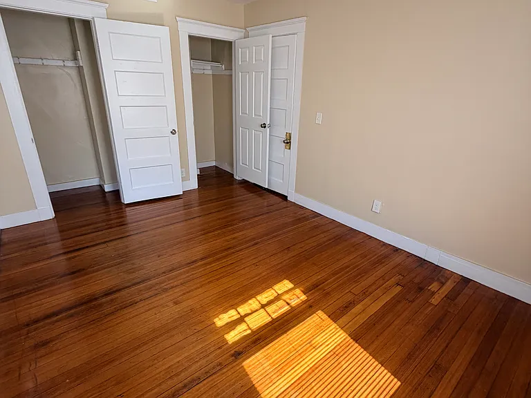 703 George St — Photo 16