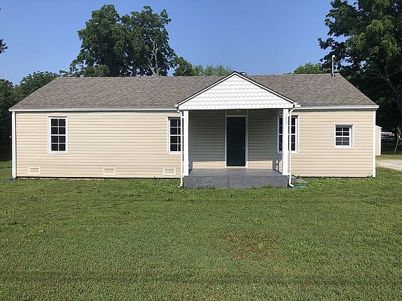 2nd image of 703 S Orchard Crest Ave