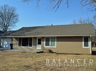 5124 SE 4th Ter, Tecumseh, KS 66542