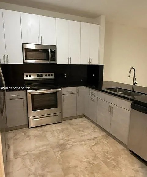 4124 SW 159th Ave #11 — Photo 3