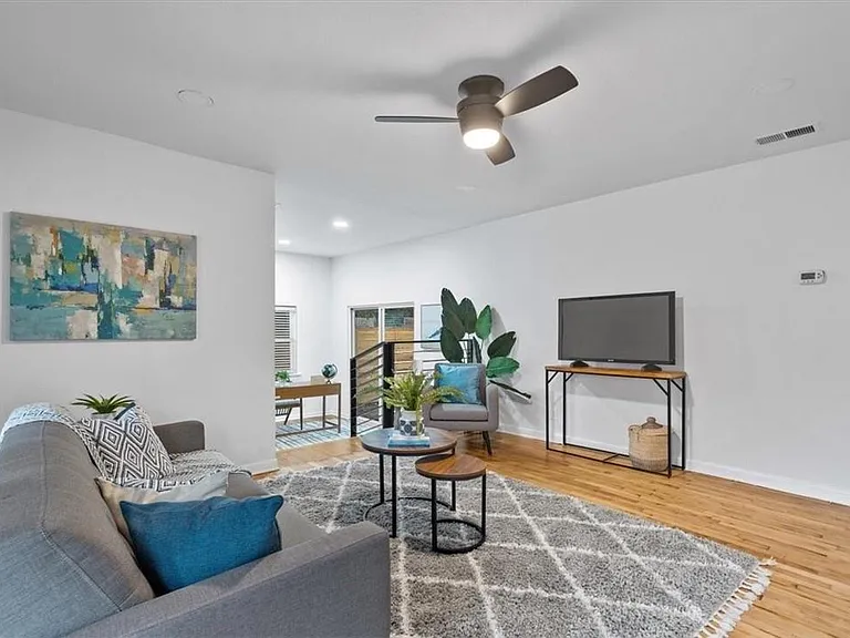 1904 Romeria Dr — Photo 22