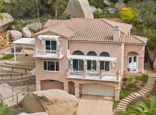 28445 Fallen Tree Ln, Escondido, CA 92026