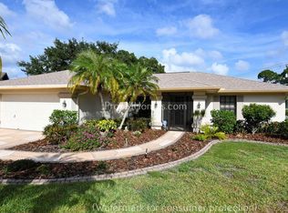 1888 Wood Hollow Ct, Sarasota, FL 34235