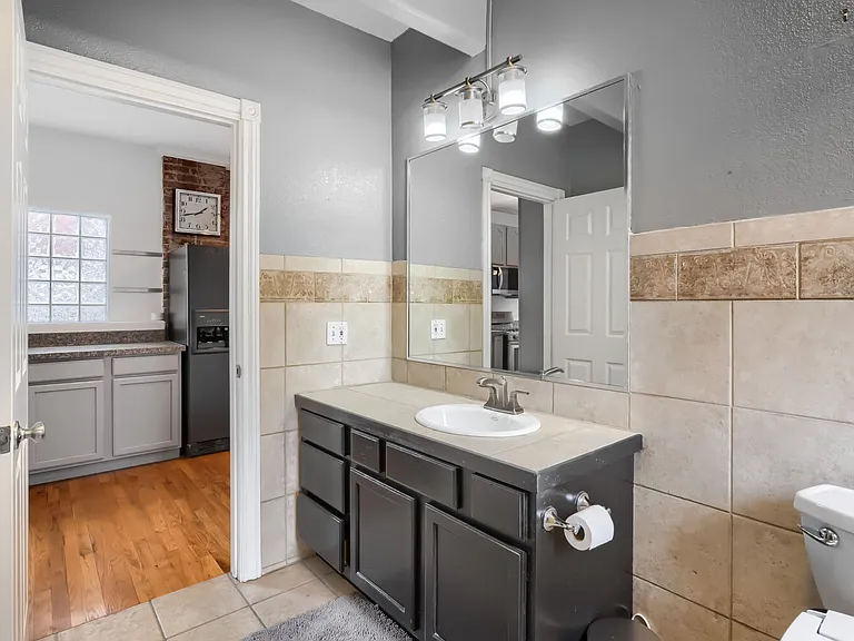 2646 Stout St — Photo 14