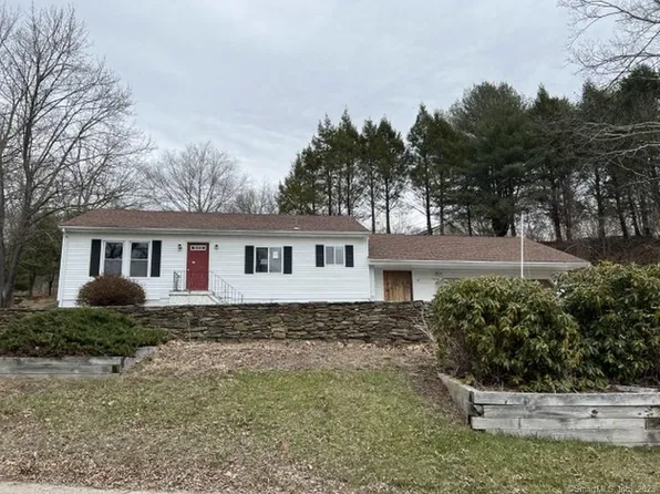 30 Church Street, Sprague, CT 06330