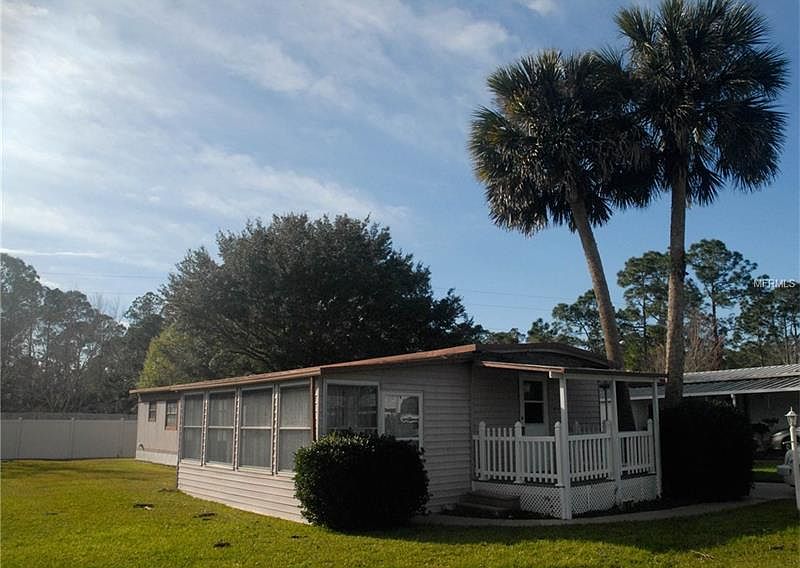 1st image of 944 Blue Heron Blvd