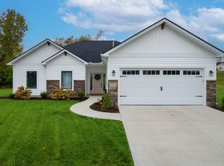 2315 Lark Ln, Warsaw, IN 46580