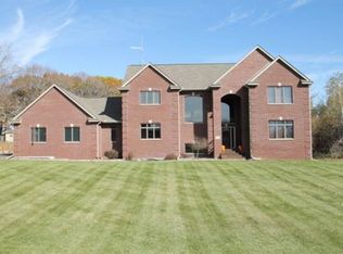 23195 128th St NW, Elk River, MN 55330