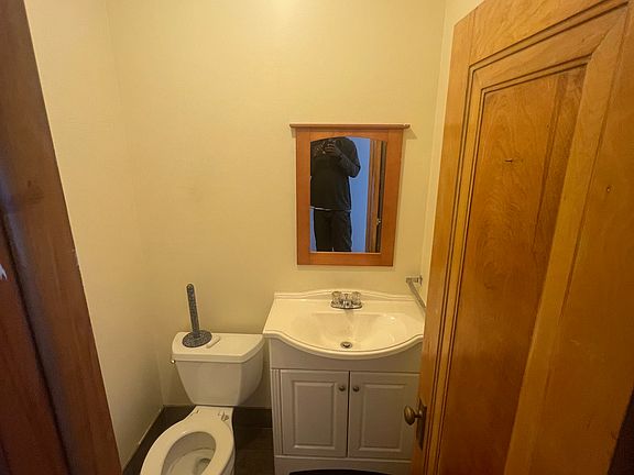 3rd image of 8603 W Greenfield Ave APT 2