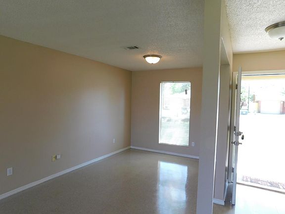 3rd image of 44 Marella Ct
