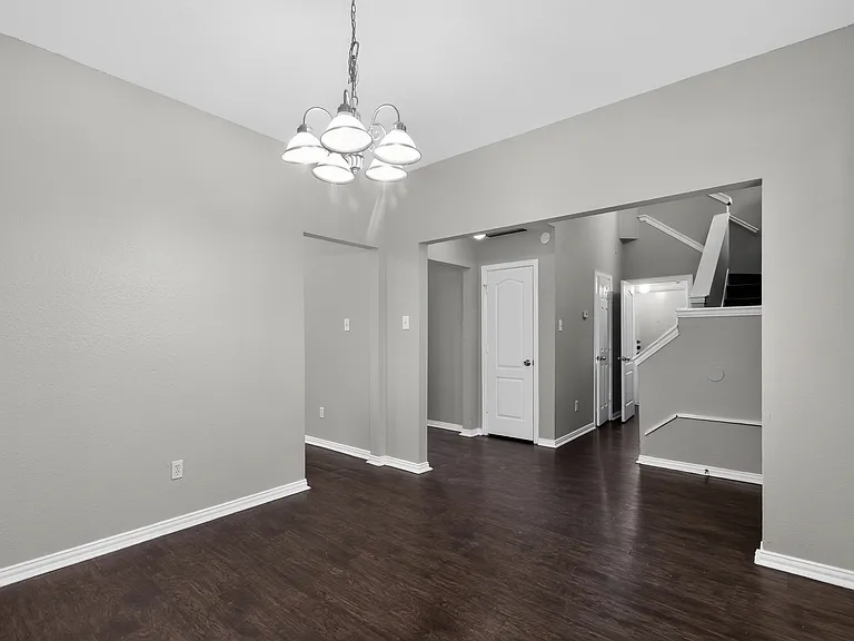 2740 Windswept Ln — Photo 12
