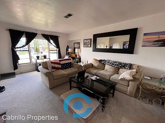 3rd image of 4825 Hawley Blvd