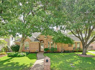 6715 Nantucket Ln, Arlington, TX 76001