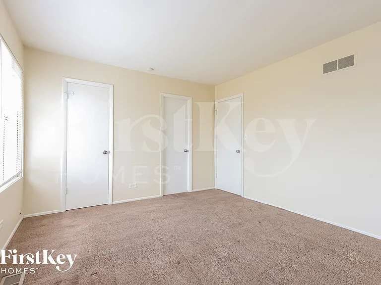 185 Mulford Dr — Photo 9