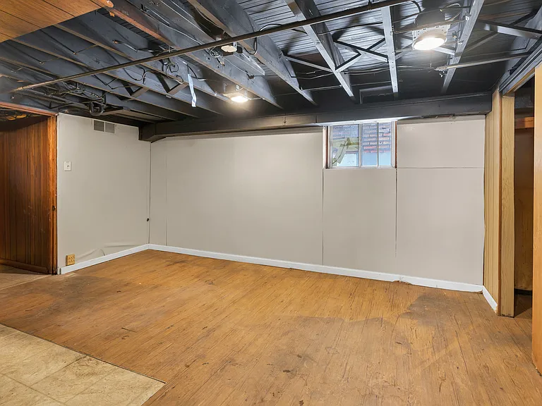 3915 Schiller Pl — Photo 12