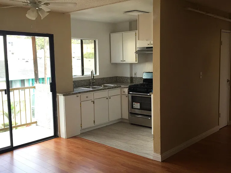 5346 Loma Linda Ave #301 — Photo 14