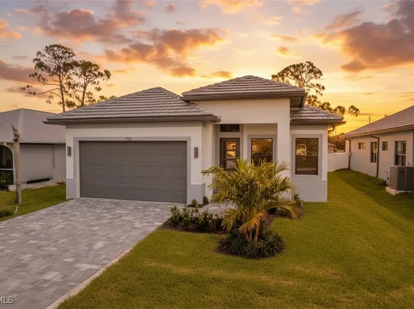 795 108th Ave N, Naples, FL 34108