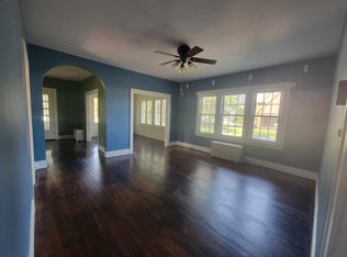 1402 S 4th St, Springfield, IL 62703