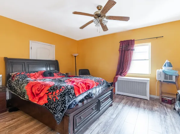 3817 Oceanic Avenue image 36 of 37