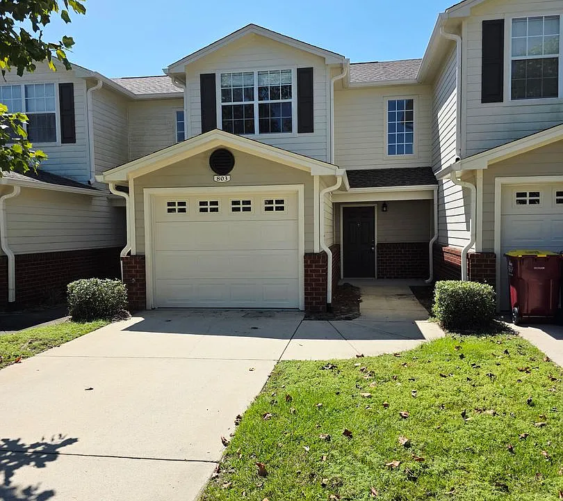 803 Majestic Dr