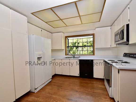 5th image of 56 Plata Ct