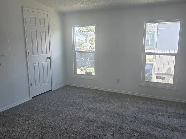 928 73rd St E #33 — Photo 12