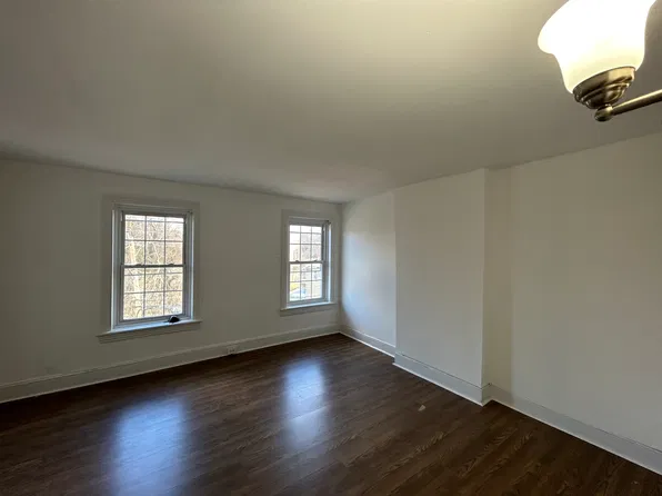 11 Sweets Ave, Trenton, NJ 08618