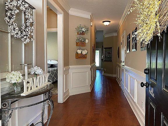 Entrance-Hallway