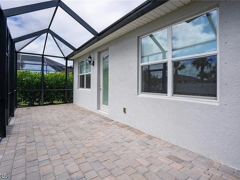 42186 Edgewater Dr — Photo 30