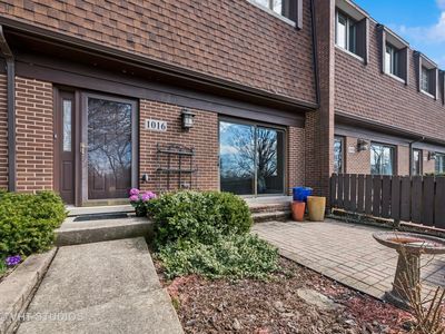 1016 Deerfield Rd #1, Highland Park, IL, 60035