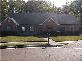 1st image of 193 Woodland Dr