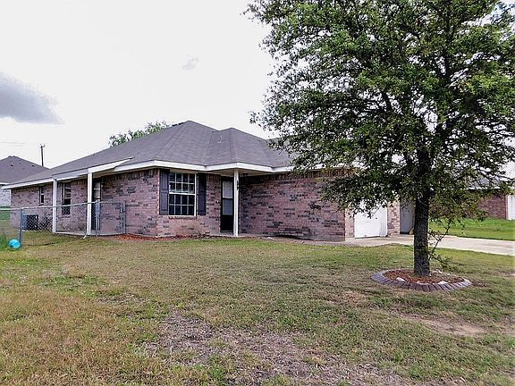 2nd image of 2803 Lucille Dr Unit A