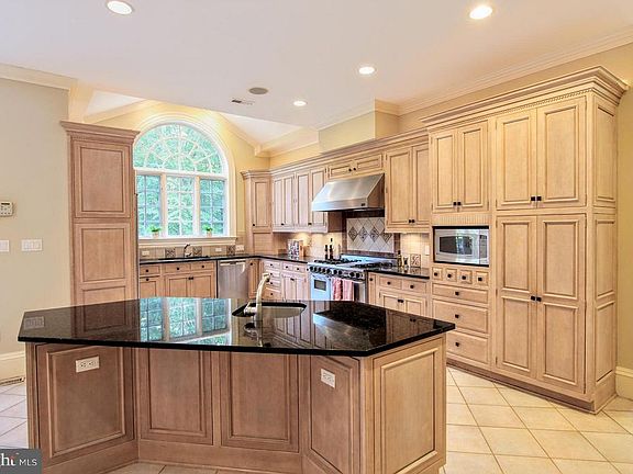 5th image of 12994 Wyckland Dr