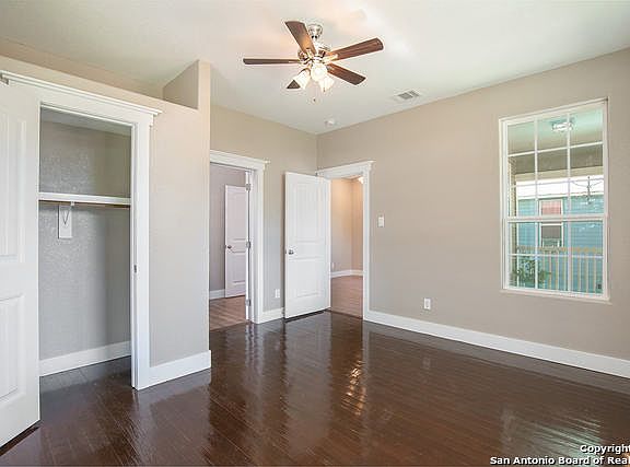 5th image of 115 Peters Ct
